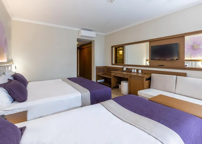 Club Felicia Village 5*