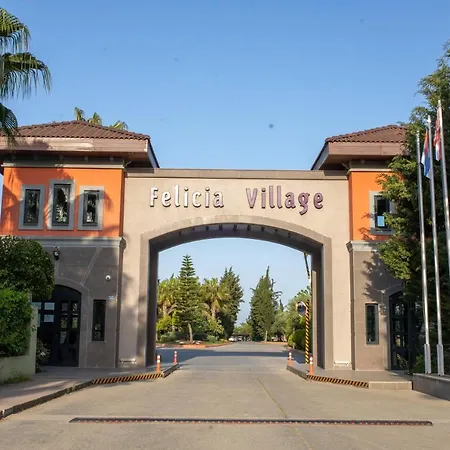 Club Felicia Village 마나브가트