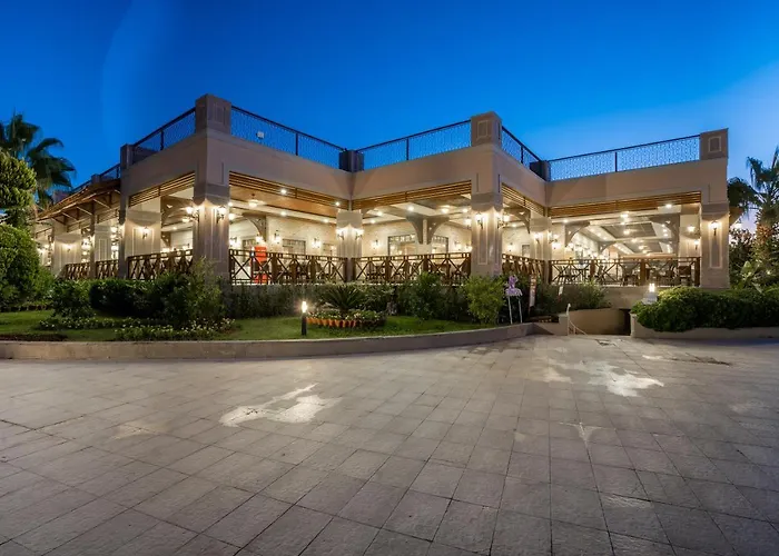 Club Felicia Village 5*
