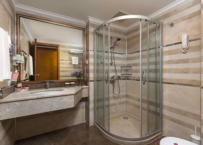 Club Felicia Village Hotell 5*