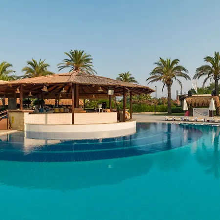 Club Felicia Village Hotell 5*